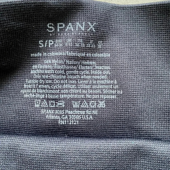 NWT SPANX Women's Size Small Look At Me Now Seamless Moto Leggings Indigo Sky - Picture 16 of 16